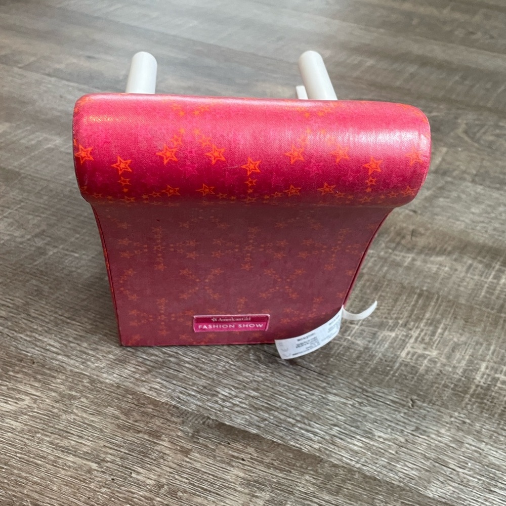 American Girl Fashion Show Chair - Picture 5 of 6